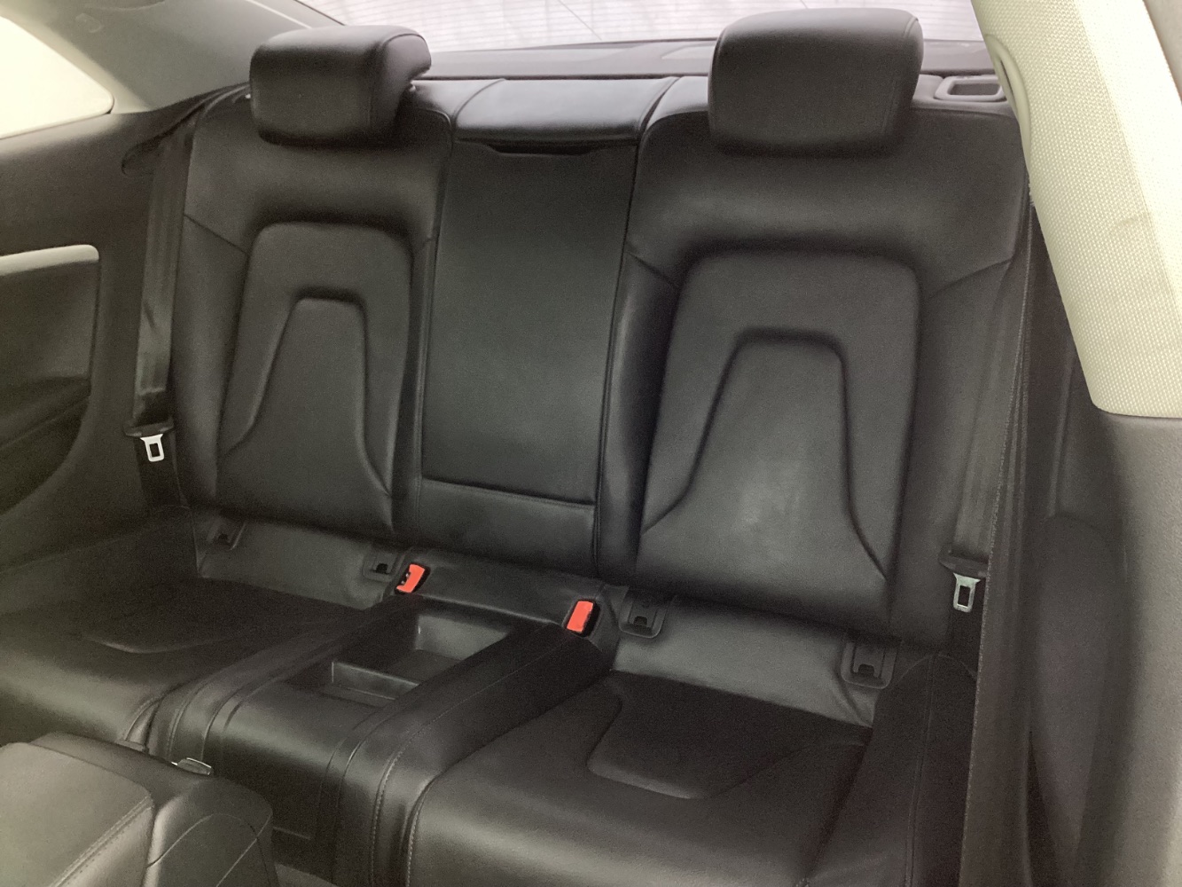 Vehicle image 19 of 46