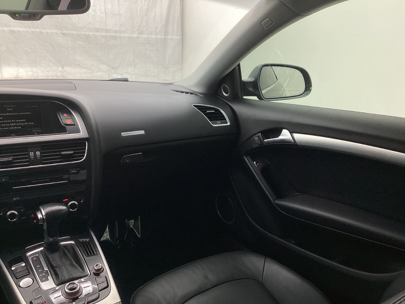 Vehicle image 22 of 46
