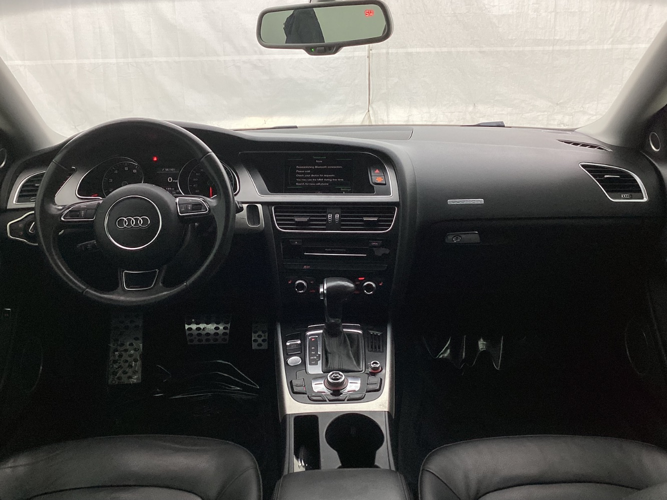 Vehicle image 21 of 46