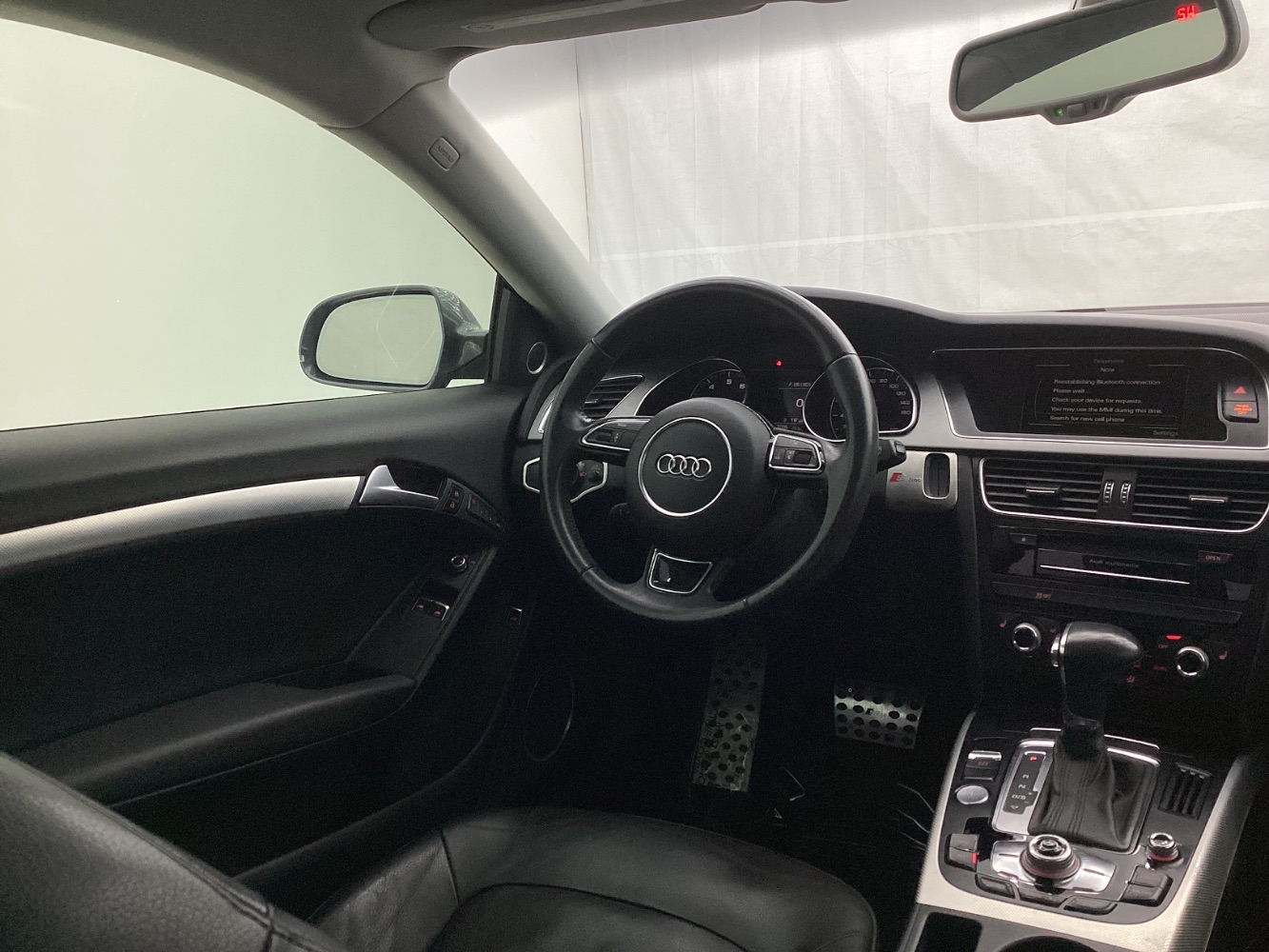 Vehicle image 24 of 46