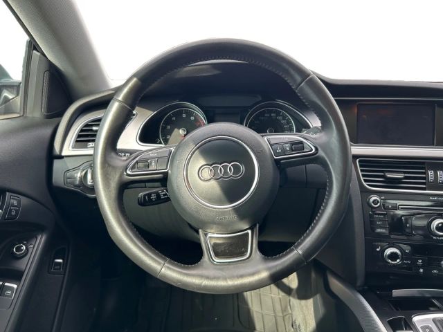 Vehicle image 16 of 18
