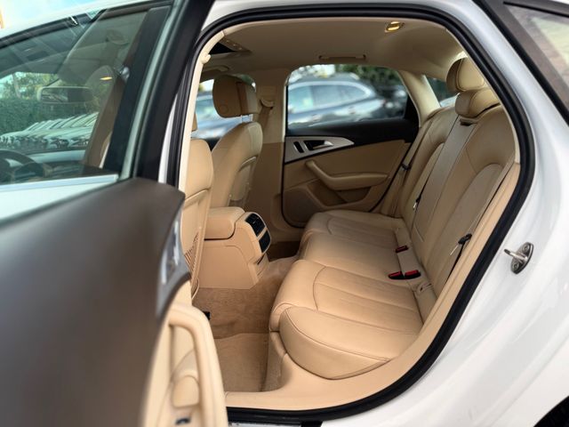 Vehicle image 13 of 35