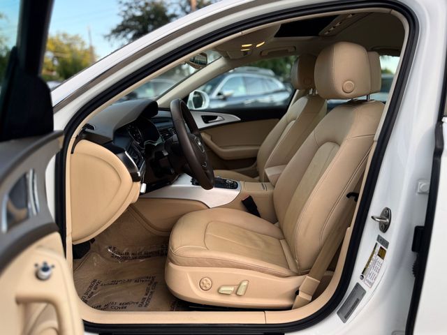Vehicle image 14 of 35