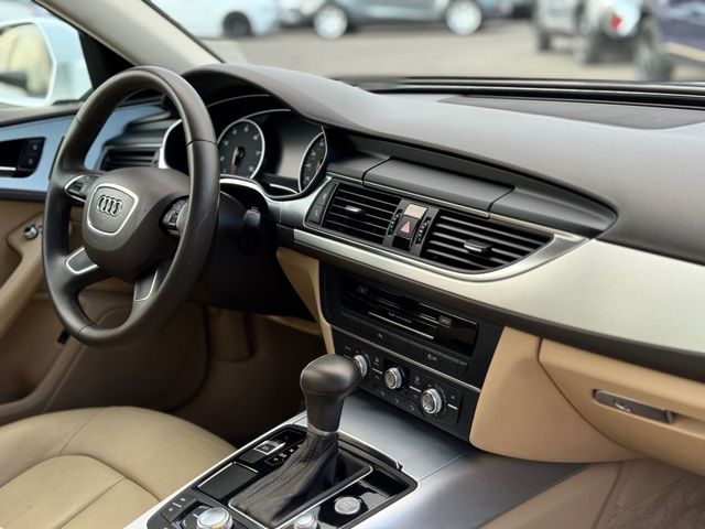 Vehicle image 17 of 35
