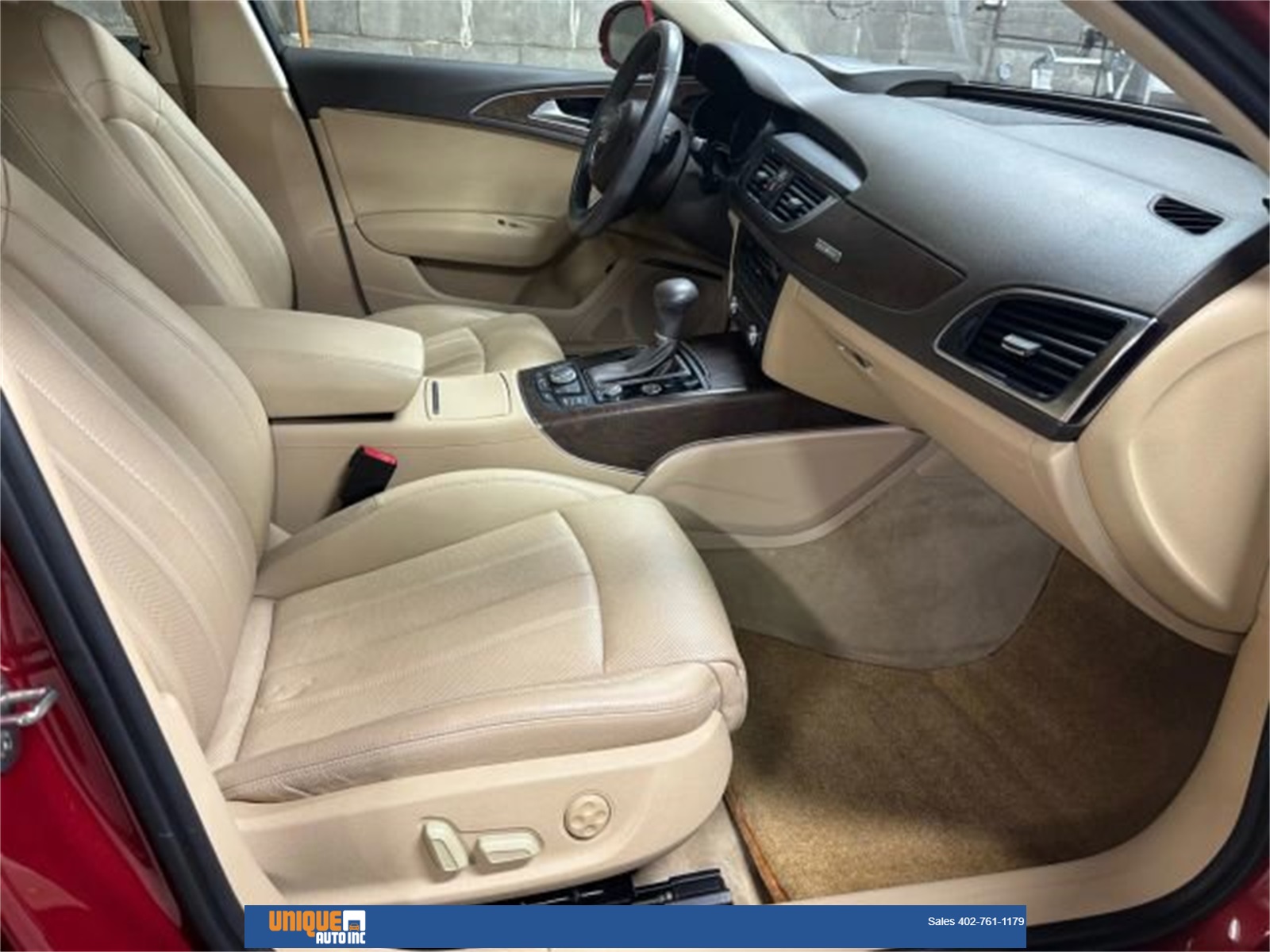 Vehicle image 17 of 76