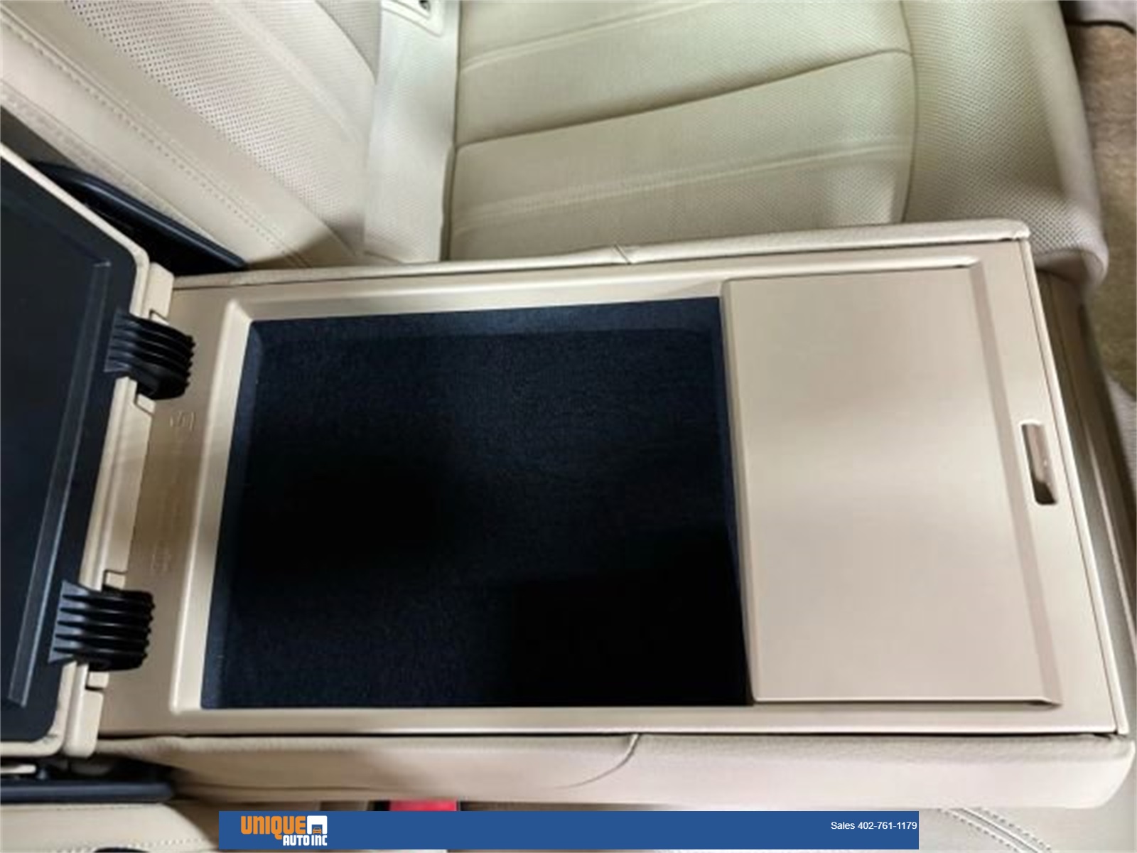 Vehicle image 24 of 76