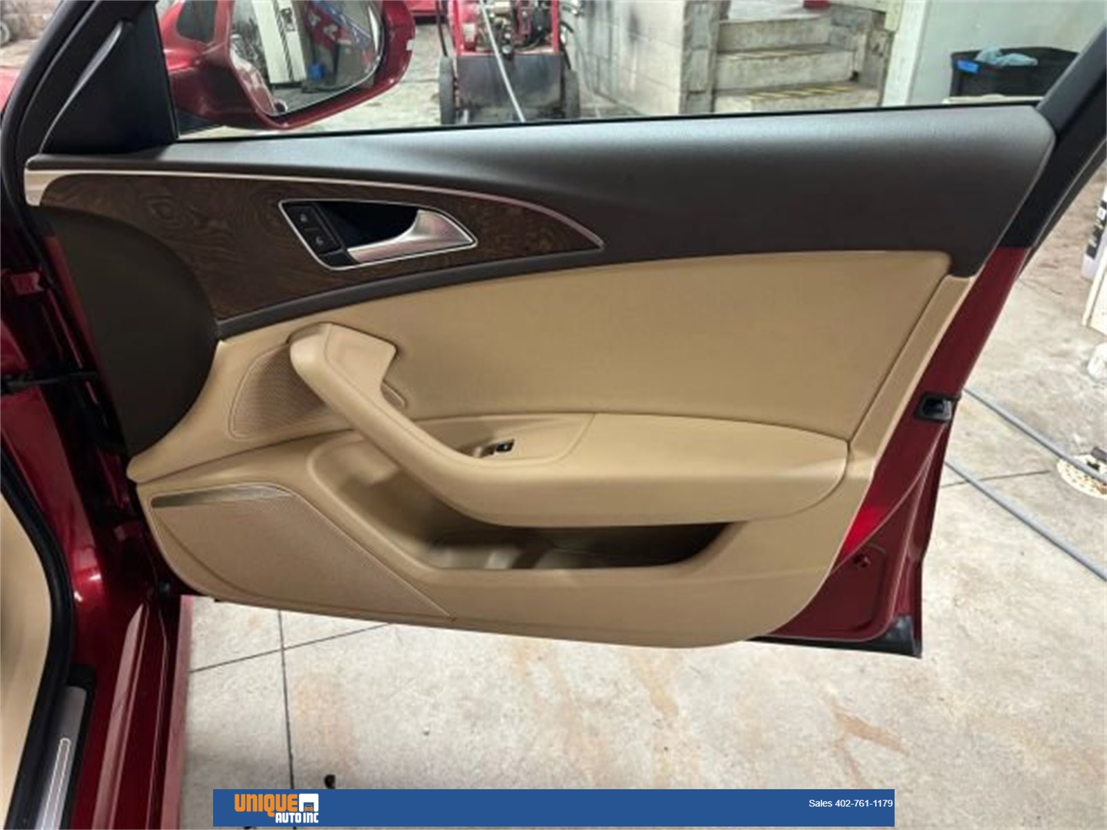 Vehicle image 16 of 76