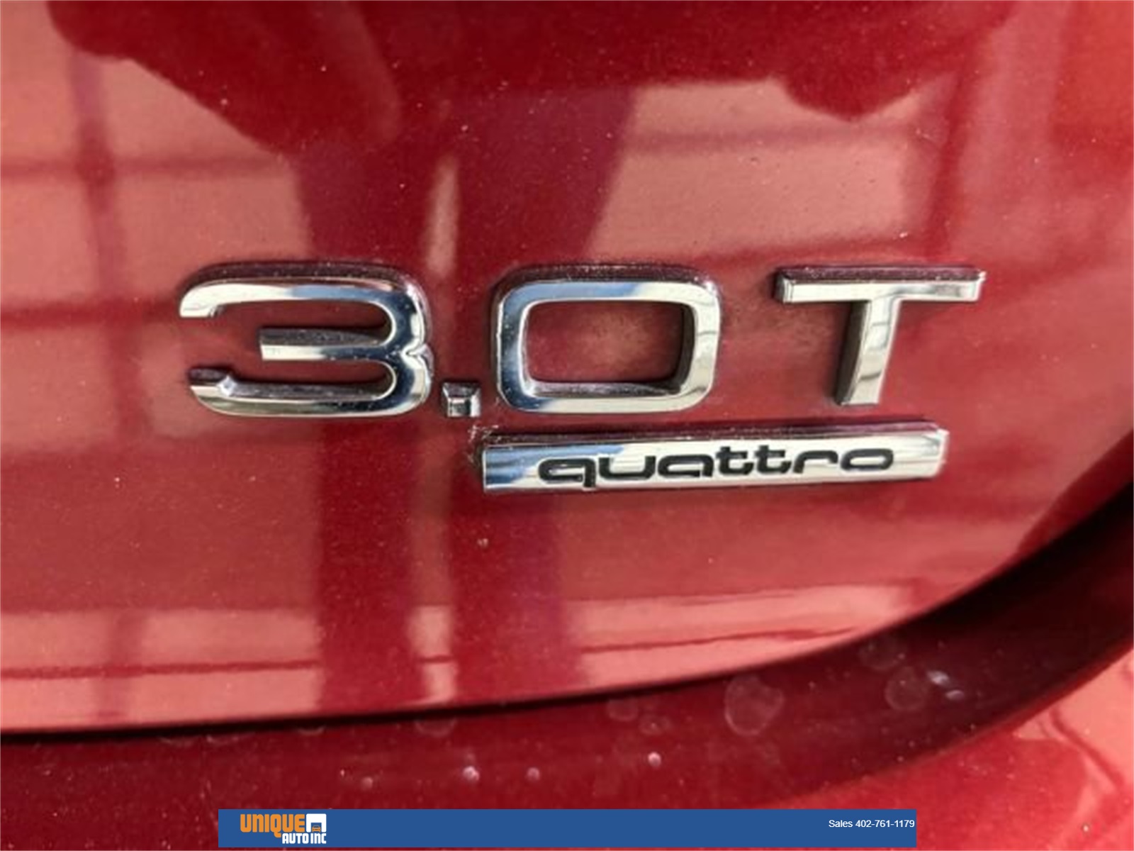 Vehicle image 10 of 76