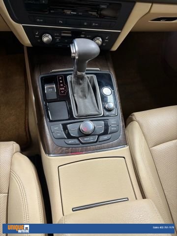 Vehicle image 37 of 76