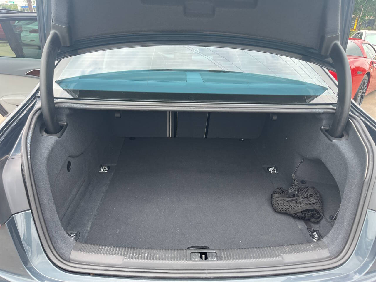 Vehicle image 15 of 20