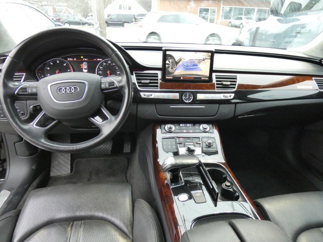 2013 Audi A8 L 3.0L Image 10 of 35