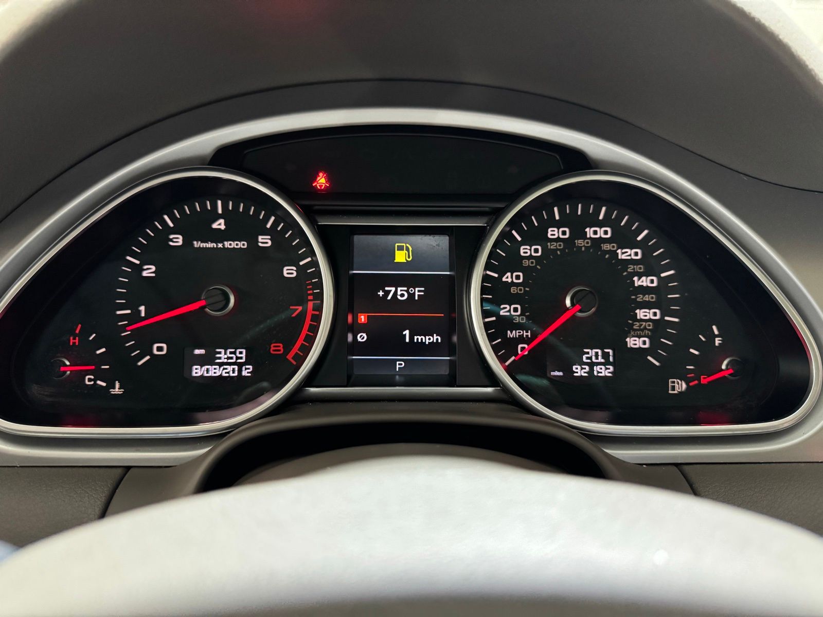 Vehicle image 18 of 30