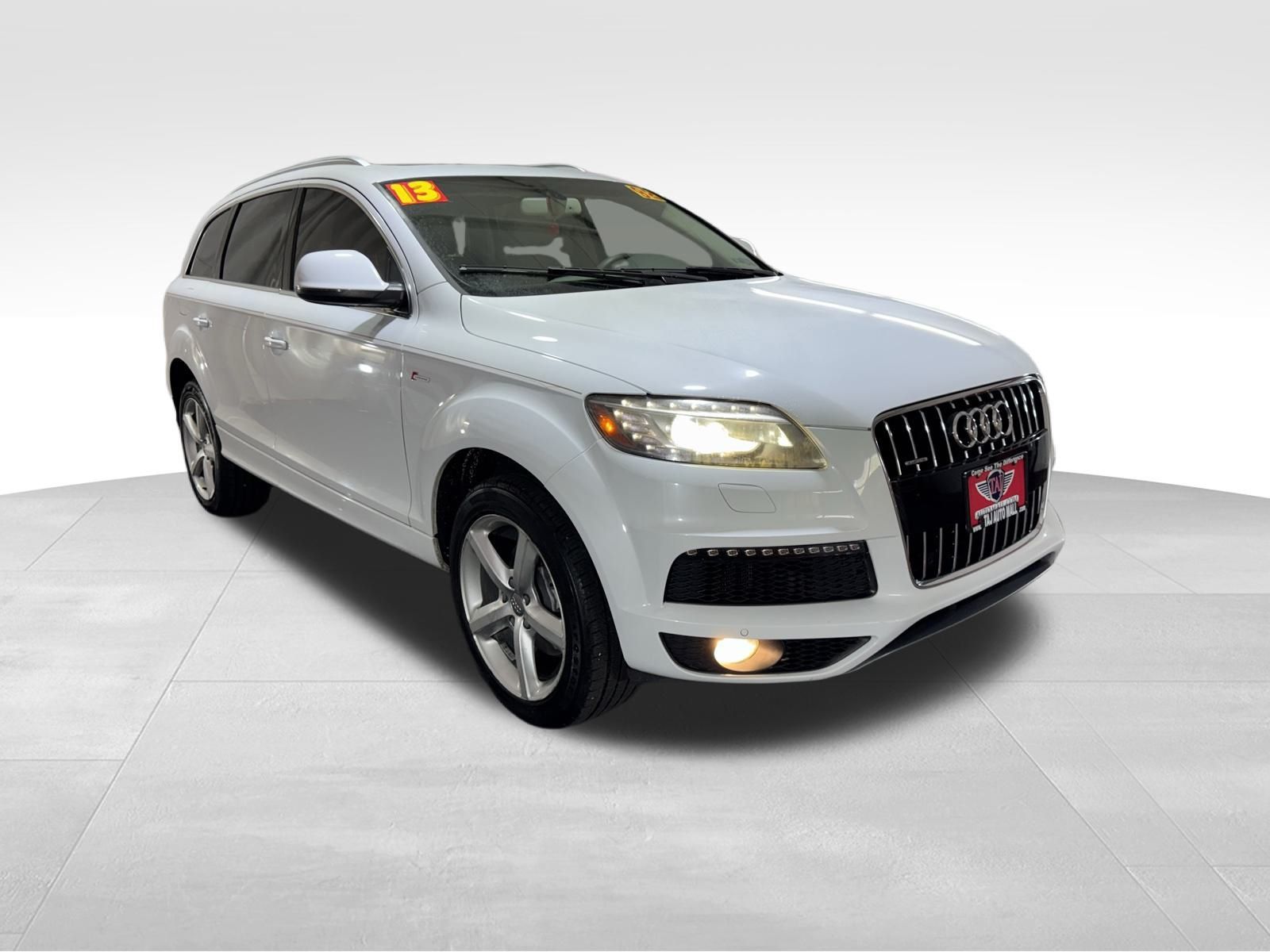 Vehicle image 4 of 30