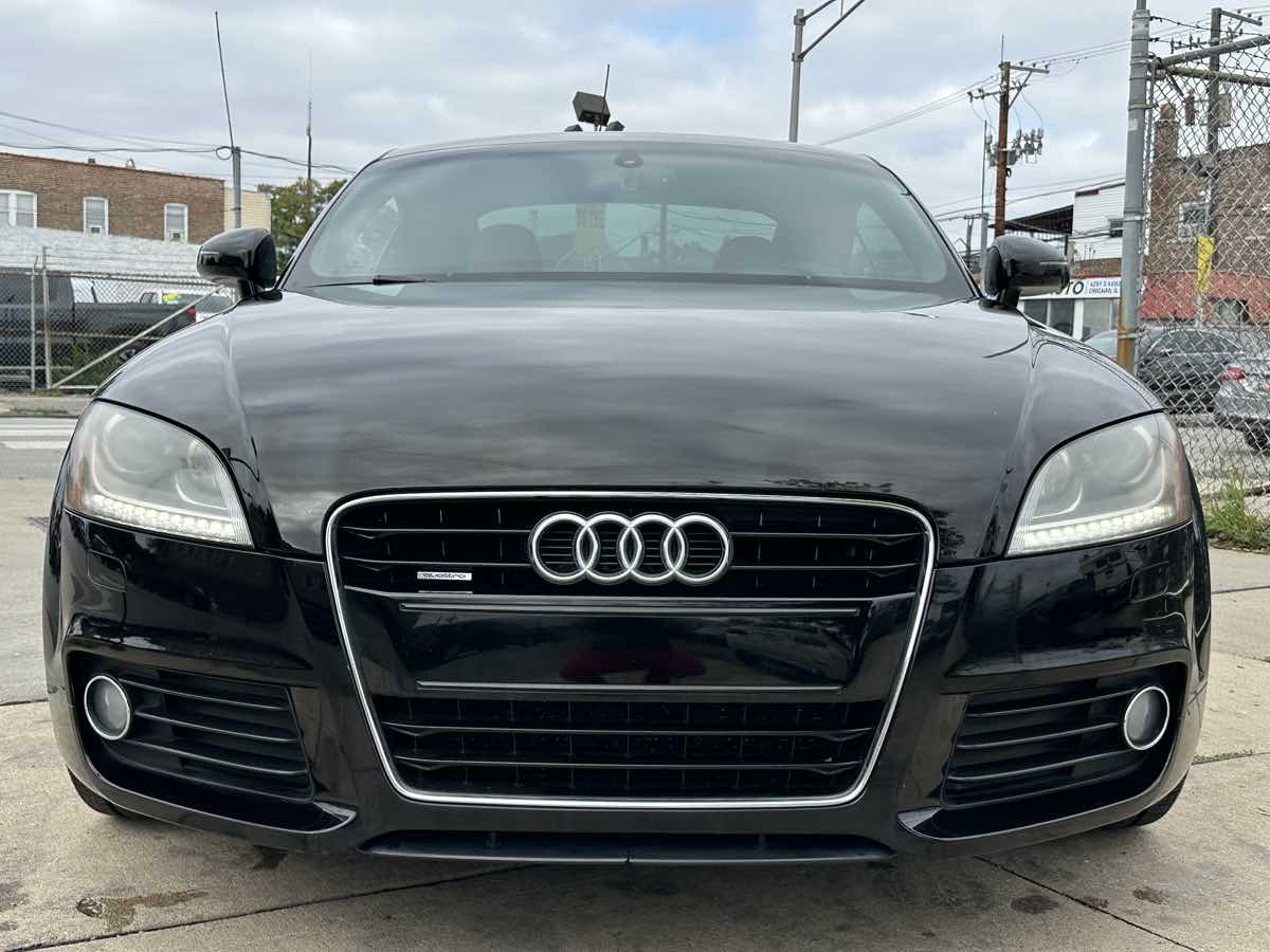 2013 Audi TT 2.0T Prestige Image 2 of 26