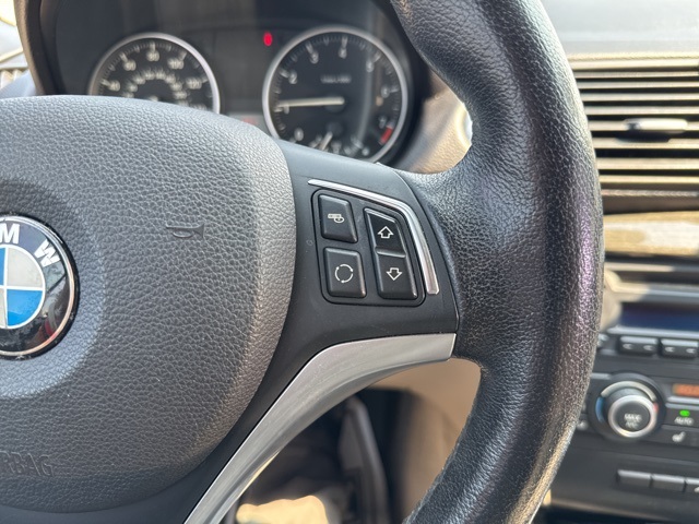 Vehicle image 20 of 23