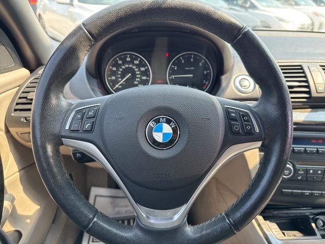 Vehicle image 18 of 23