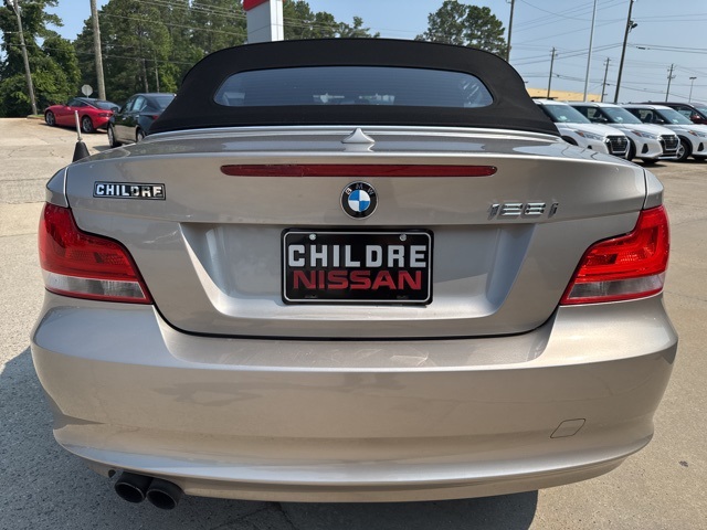 Vehicle image 7 of 23