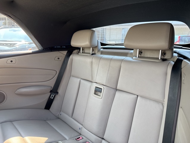 Vehicle image 12 of 23