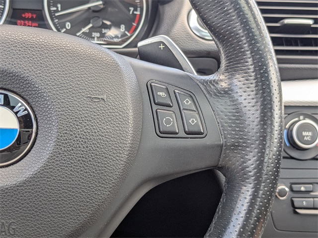 Vehicle image 18 of 27