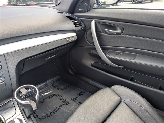 Vehicle image 16 of 27