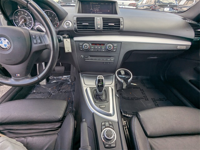 Vehicle image 15 of 27