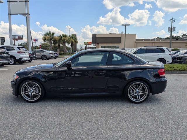 Vehicle image 8 of 27