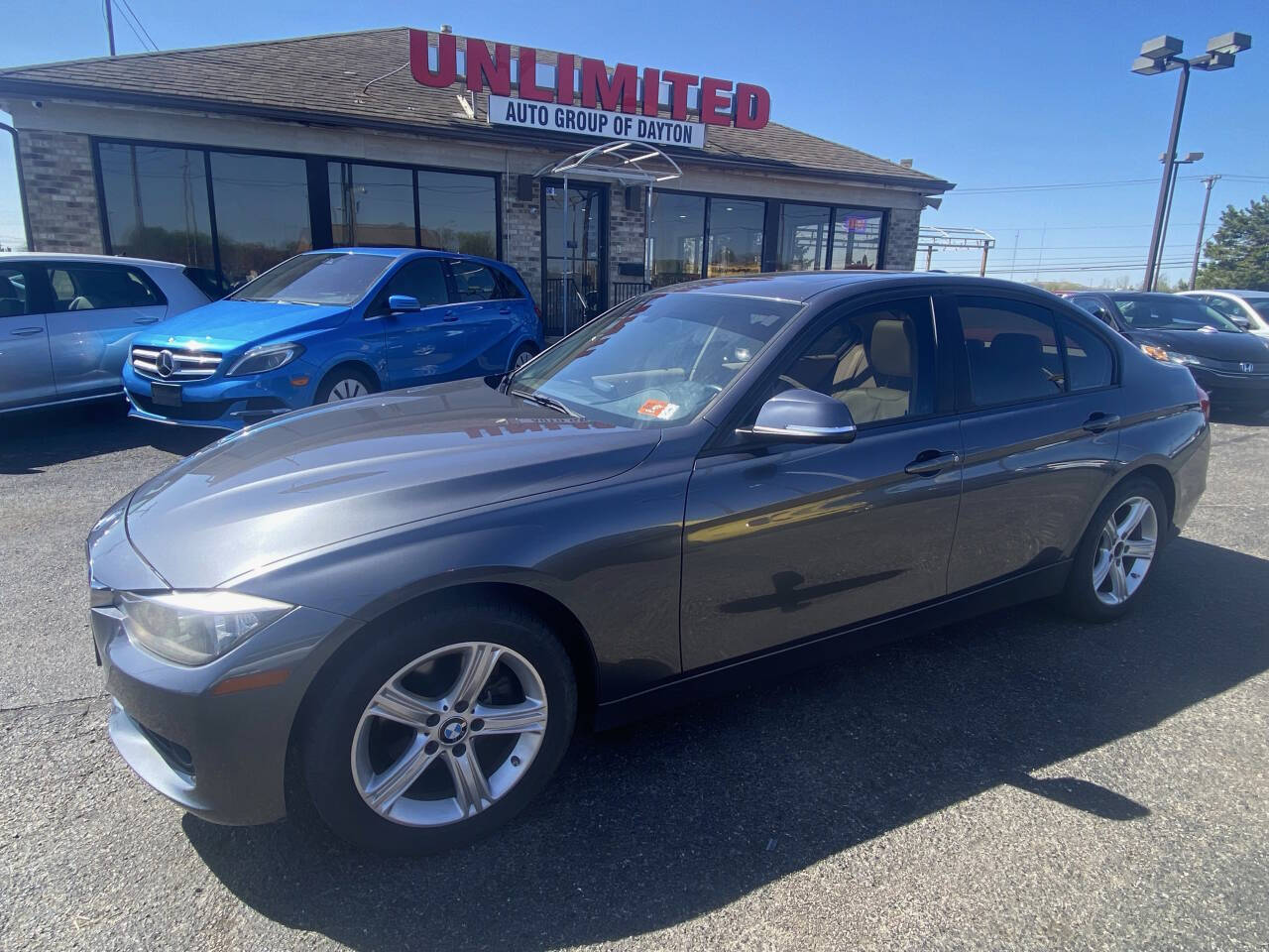 2013 BMW 3 Series 328i xDrive Image 1 of 24