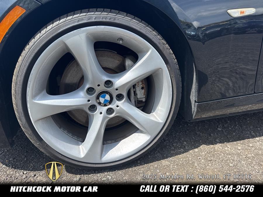 Vehicle image 14 of 30