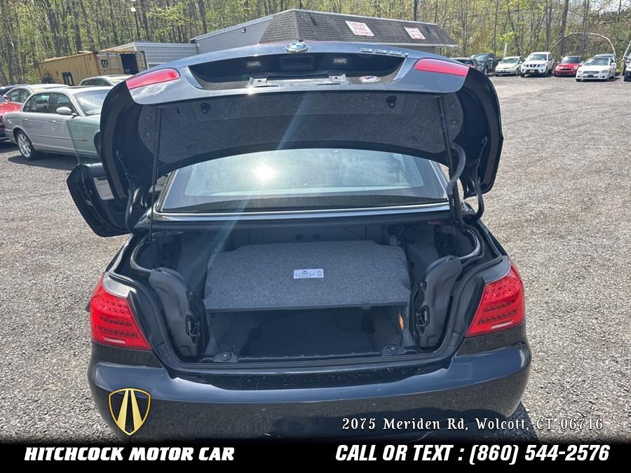 Vehicle image 26 of 30