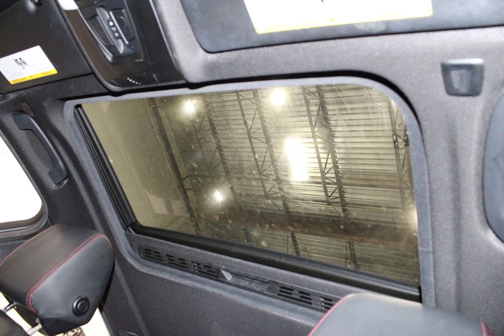 Vehicle image 38 of 39
