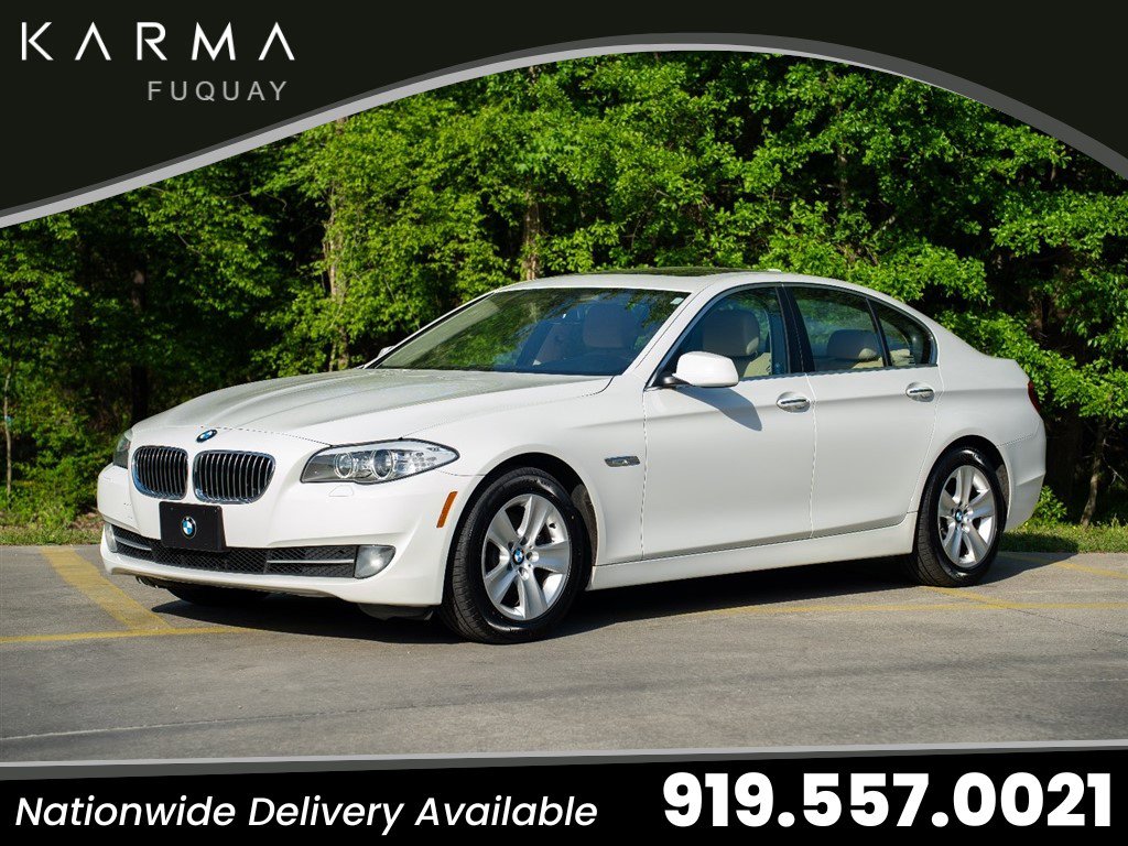 2013 BMW 5 Series 528i Image 1 of 33