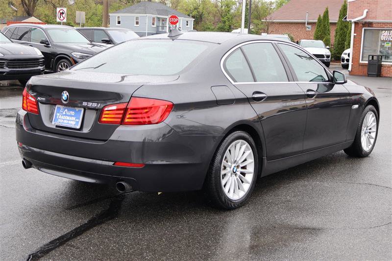Vehicle image 3 of 36