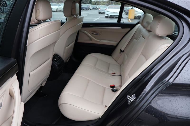 Vehicle image 12 of 36