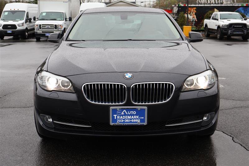 Vehicle image 4 of 36