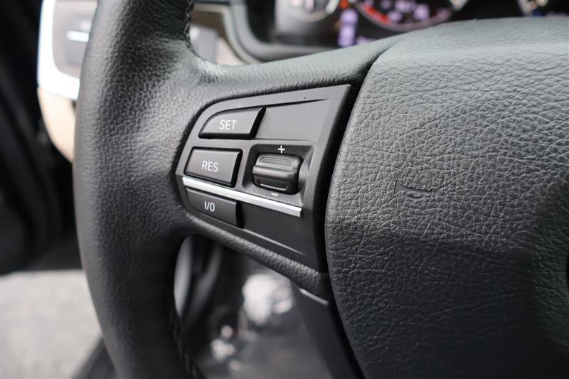 Vehicle image 23 of 36