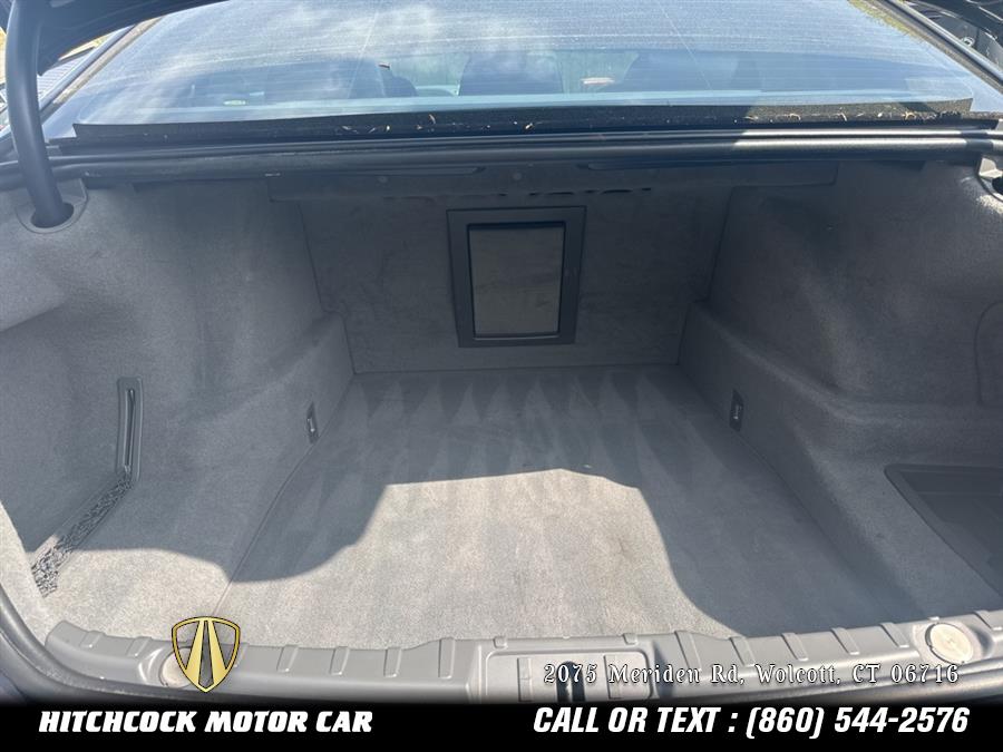 Vehicle image 33 of 38