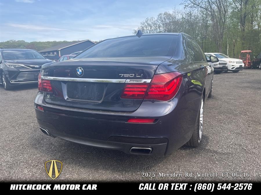 Vehicle image 10 of 38