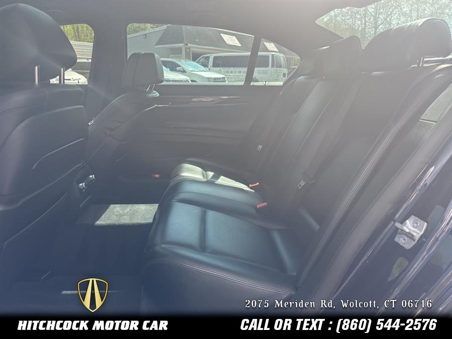 Vehicle image 29 of 38