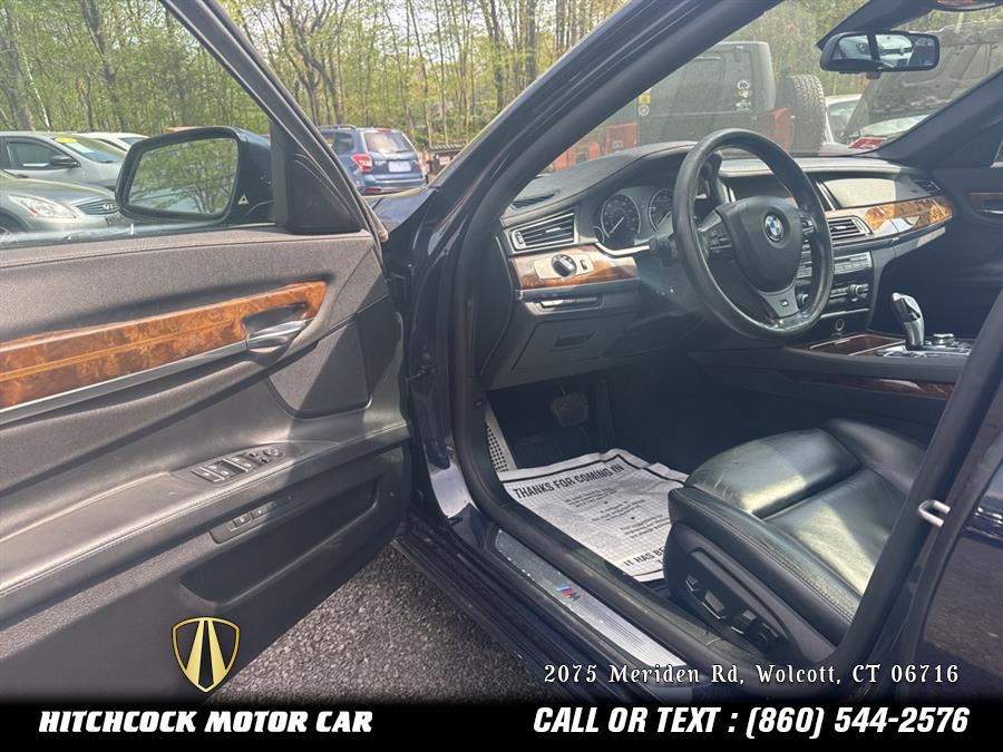 Vehicle image 20 of 38