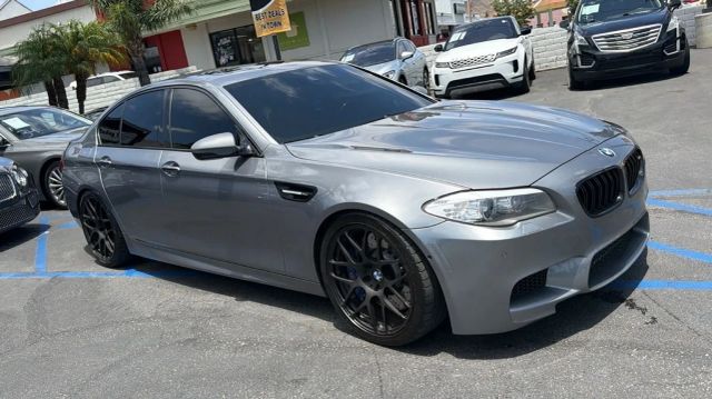 2013 BMW M5 Base Image 3 of 23