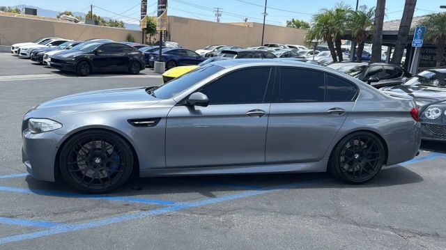 2013 BMW M5 Base Image 1 of 23