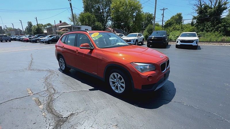Vehicle image 7 of 32