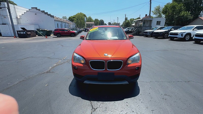 Vehicle image 6 of 32