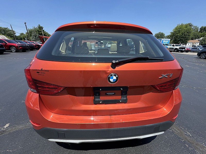 Vehicle image 31 of 32