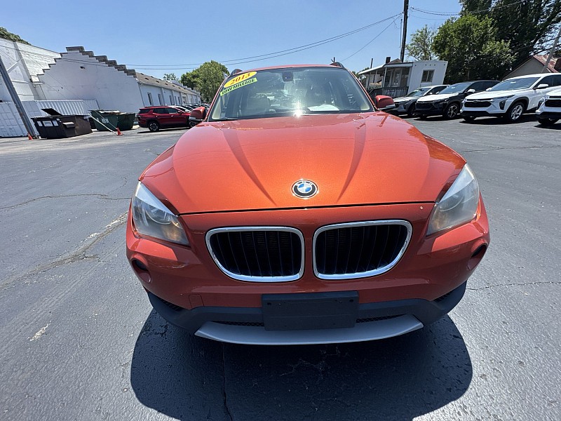 Vehicle image 5 of 32