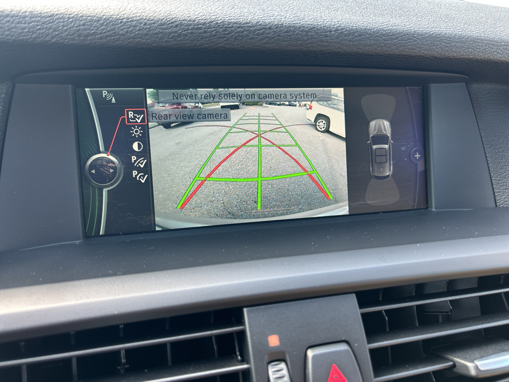 Vehicle image 19 of 28