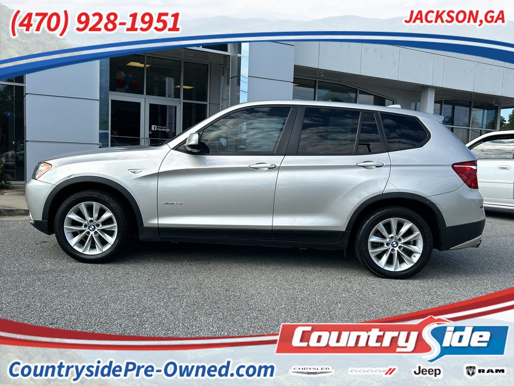 Vehicle image 8 of 28
