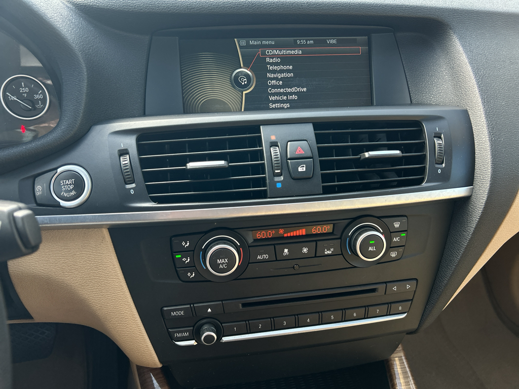 Vehicle image 20 of 28