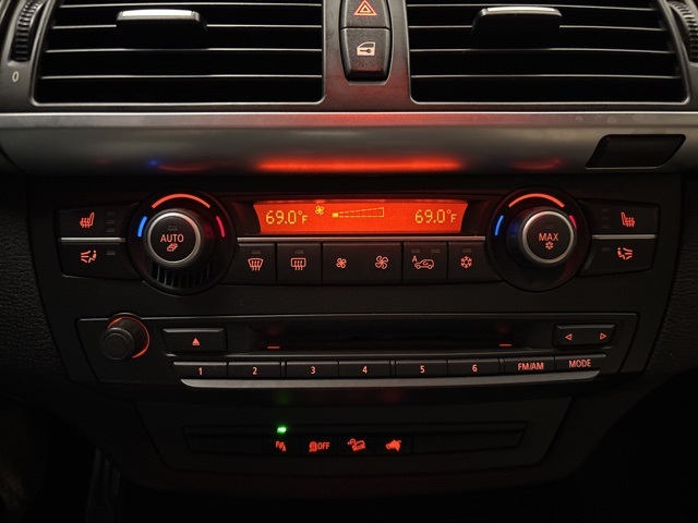 Vehicle image 18 of 27