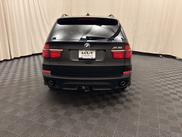 Vehicle image 6 of 27